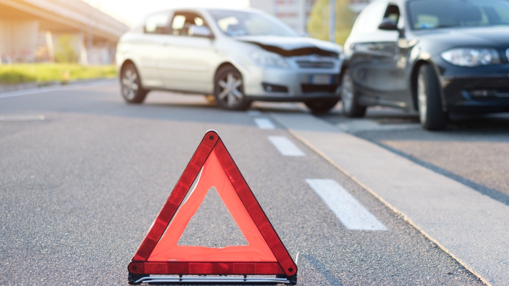 sign for car crash